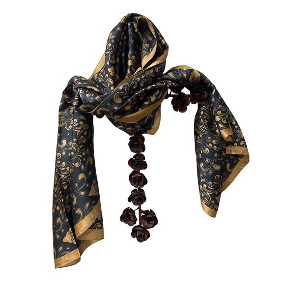 Elegant Black & Beige Beautiful Scarf - Size: 32x68 - Picture 7 of 8